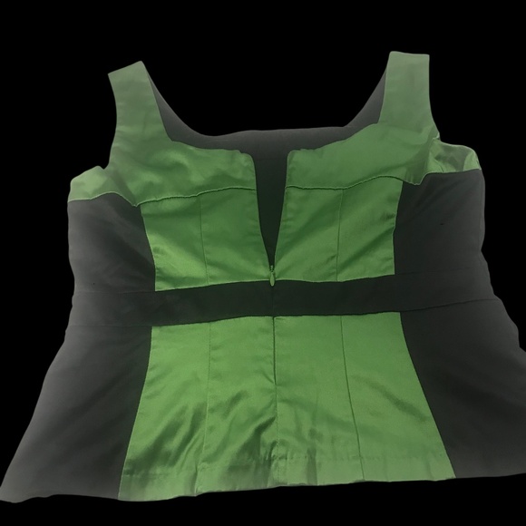 Green & Black Satin Corset-Style Sleeveless Top - Picture 3 of 12